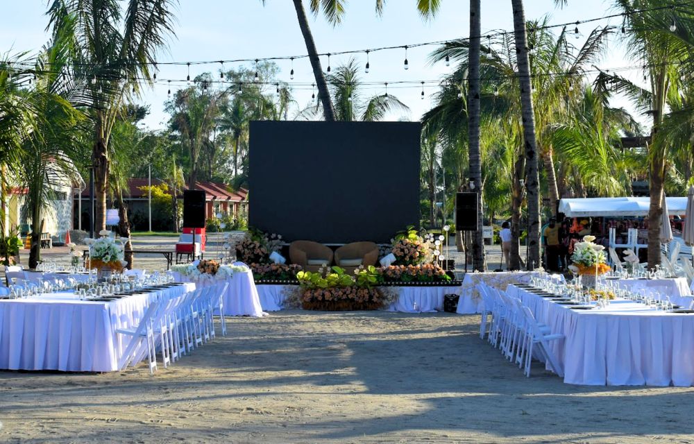 Stay at {{BEST_PROPERTY_KEYWORD}} in Mojica St, Subic, 2209 Zambales, Philippines with amazing offers